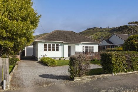 Photo of property in 42 Colenso Street, Sumner, Christchurch, 8081