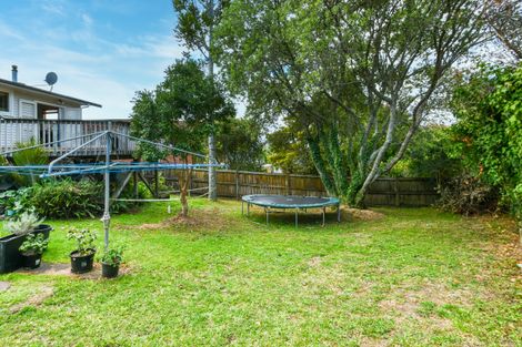 Photo of property in 20 Hartley Terrace, Massey, Auckland, 0614
