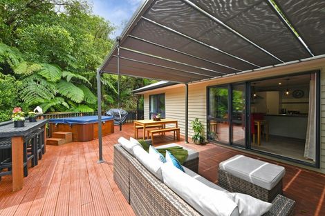 Photo of property in 43 Forest Road, Pinehaven, Upper Hutt, 5019