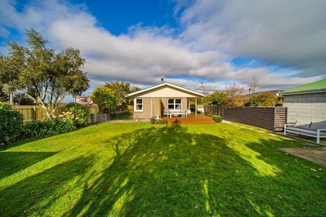 Photo of property in 17 Courage Road, Amberley, 7410