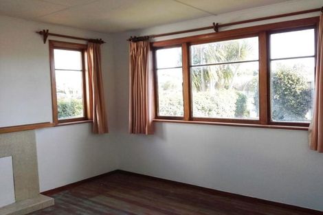 Photo of property in 195 South Road, Spotswood, New Plymouth, 4310