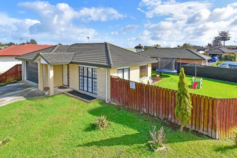 Photo of property in 9 Carn Place, Weymouth, Auckland, 2103