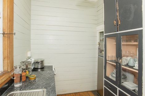 Photo of property in 14 Wellington Street, Te Hapara, Gisborne, 4010