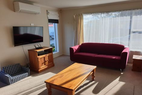 Photo of property in 18 Heaphy Place, Casebrook, Christchurch, 8051