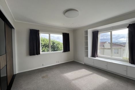 Photo of property in 14 Mcfetridge Place, Hillcrest, Auckland, 0627