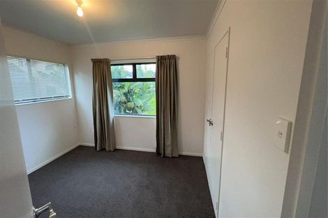 Photo of property in 25 Chieftain Rise, Goodwood Heights, Auckland, 2105