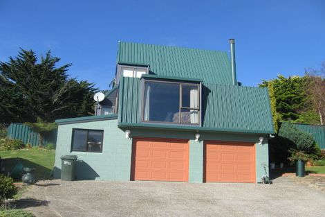 Photo of property in 20 Solander Place, Whitby, Porirua, 5024