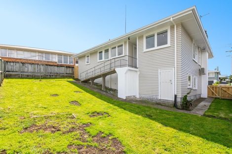 Photo of property in 6 Wembury Grove, Parkvale, Tauranga, 3112