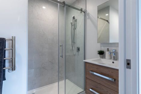 Photo of property in 2 Tuputupu Drive, Kumeu, 0810
