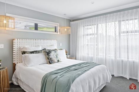 Photo of property in 12 Rikihana Way, Otaki, 5512
