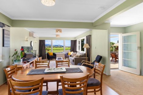 Photo of property in 6 Muhunoa West Road, Ohau, Levin, 5570