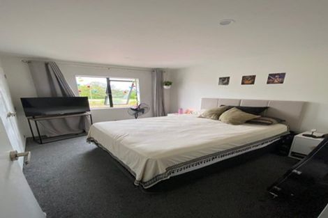 Photo of property in 13 Artistry Lane, Papakura, 2110