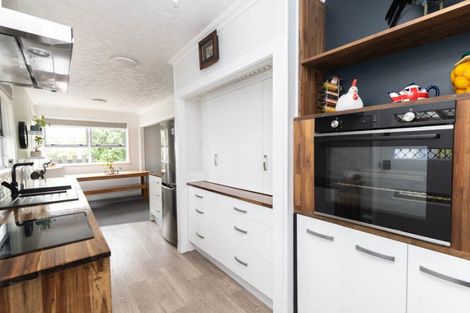 Photo of property in 71 Pipiroa Road, Ngatea, 3503