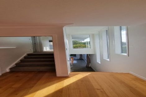 Photo of property in 17 Bevyn Street, Castor Bay, Auckland, 0620