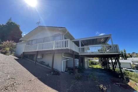 Photo of property in 14 Erica Road, Sunnynook, Auckland, 0620