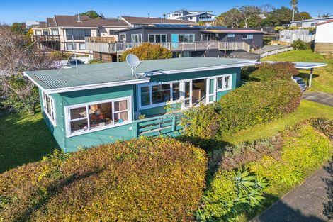 Photo of property in 18 Kauri Road, Stanmore Bay, Whangaparaoa, 0932