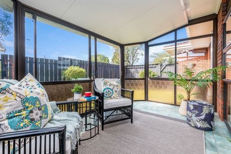 Photo of property in 1/95 Botany Road, Botany Downs, Auckland, 2010