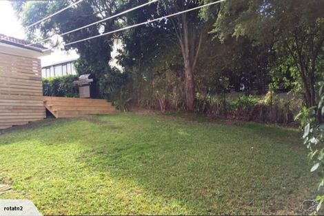 Photo of property in 2/40a Blakeborough Drive, Forrest Hill, Auckland, 0620