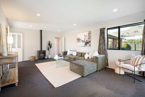 Photo of property in 63 Mauger Drive, Heathcote Valley, Christchurch, 8022