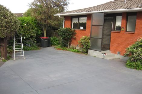 Photo of property in 1/16b Montclare Avenue, Ilam, Christchurch, 8041
