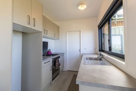 Photo of property in 54 Rotomanu Rise, Western Lake, Featherston, 5773