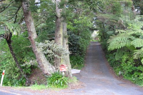Photo of property in 864 West Coast Road, Waiatarua, Auckland, 0604