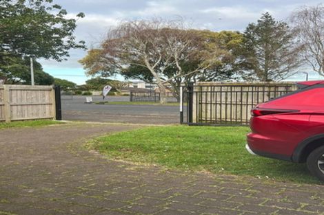 Photo of property in 13 Rowandale Avenue, Manurewa, Auckland, 2102