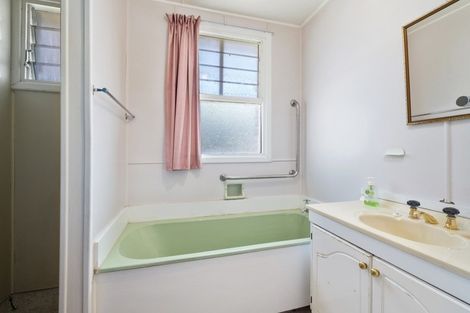 Photo of property in 27 Leask Street, Omakau, 9376