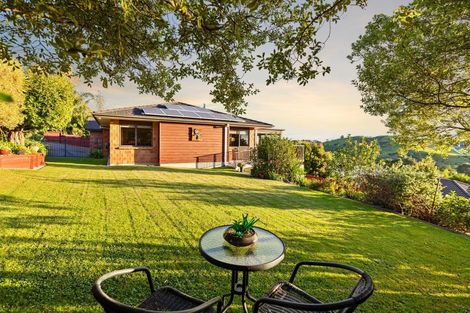 Photo of property in 132r Waikite Road, Welcome Bay, Tauranga, 3175