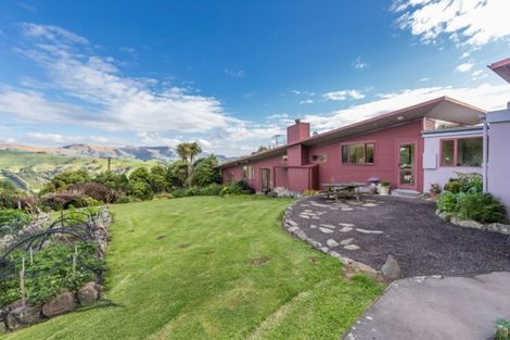 Photo of property in 196 Okains Bay Road, Robinsons Bay, Akaroa, 7581