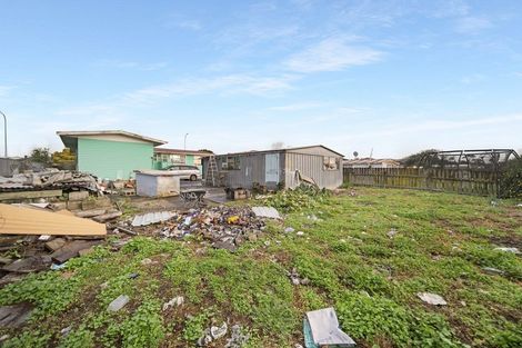 Photo of property in 74 Bader Drive, Mangere, Auckland, 2022