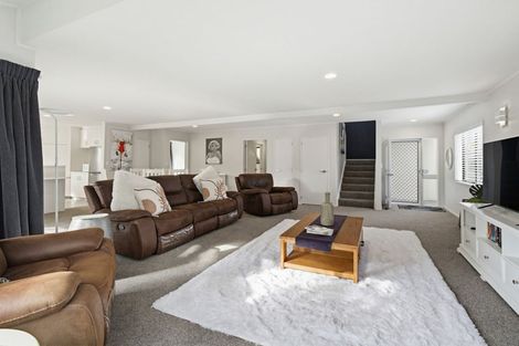 Photo of property in 74b Grand Vue Road, Kawaha Point, Rotorua, 3010