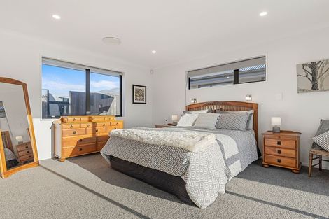 Photo of property in 13 Westpark Boulevard, Rangiora, 7400