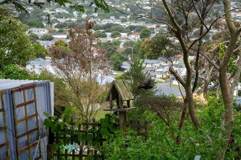 Photo of property in 62 Maupuia Road, Maupuia, Wellington, 6022