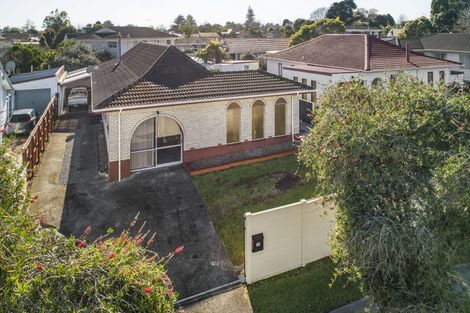 Photo of property in 13 Waimai Avenue, Weymouth, Auckland, 2103