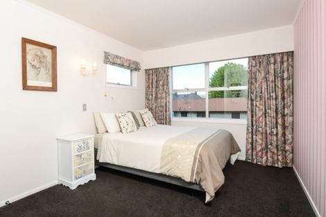 Photo of property in 145 Victoria Street, Cambridge, 3434