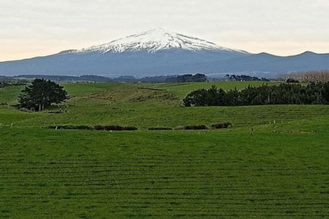 Photo of property in 200 Egmont Road, Hillsborough, New Plymouth, 4372