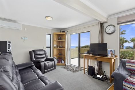 Photo of property in 131 Rogers Road, Pukehina, Te Puke, 3186