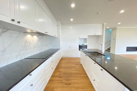 Photo of property in 15 Craigs Way, Hobsonville, Auckland, 0616