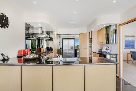 Photo of property in 33 Takutai Avenue, Half Moon Bay, Auckland, 2012
