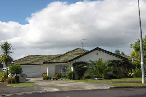 Photo of property in 26 Perotti Place, Conifer Grove, Takanini, 2112