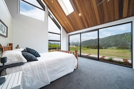 Photo of property in 74 Packtrack Road, Thames, 3577