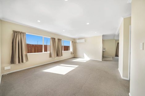 Photo of property in 28 Crossandra Drive, Mangere, Auckland, 2022