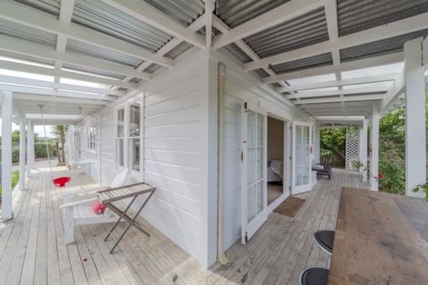 Photo of property in 74 Shrimpton Road, Haumoana, 4102