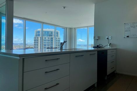 Photo of property in Sentinel Apartments, 1603/3 Northcroft Street, Takapuna, Auckland, 0622