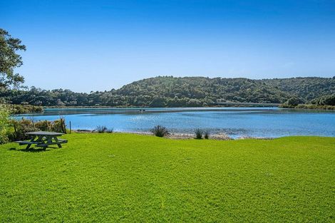 Photo of property in 2b/25 Weranui Road, Waiwera, Orewa, 0994