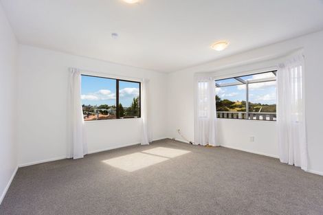 Photo of property in 2/63 Rodney Street, Wellsford, 0900