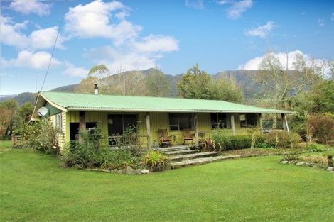 Photo of property in 88 Bell Hill Road, Inchbonnie, Kumara, 7875