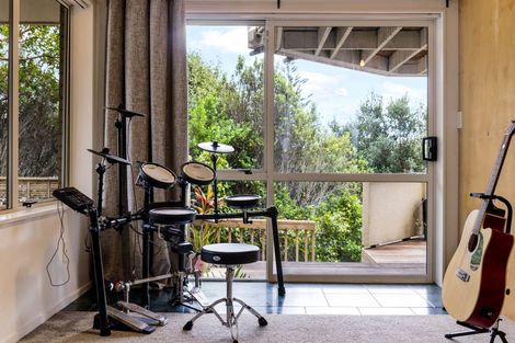 Photo of property in 24b View Road, Shelly Park, Auckland, 2014
