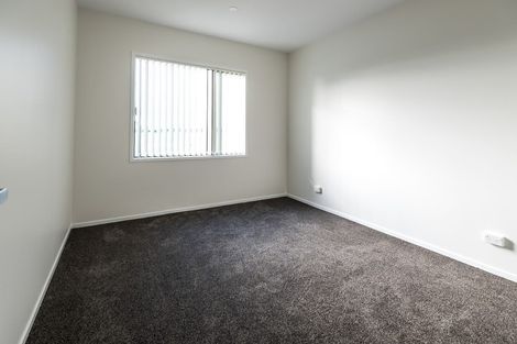 Photo of property in 63 Hayfield Way, Karaka, Papakura, 2113